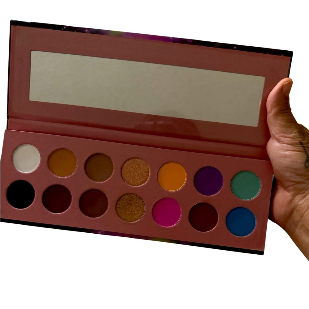 Vibrant Eyeshadow Palette